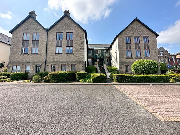 2 Bedroom Flat To Rent In West View, Blaydon-On-Tyne, NE21