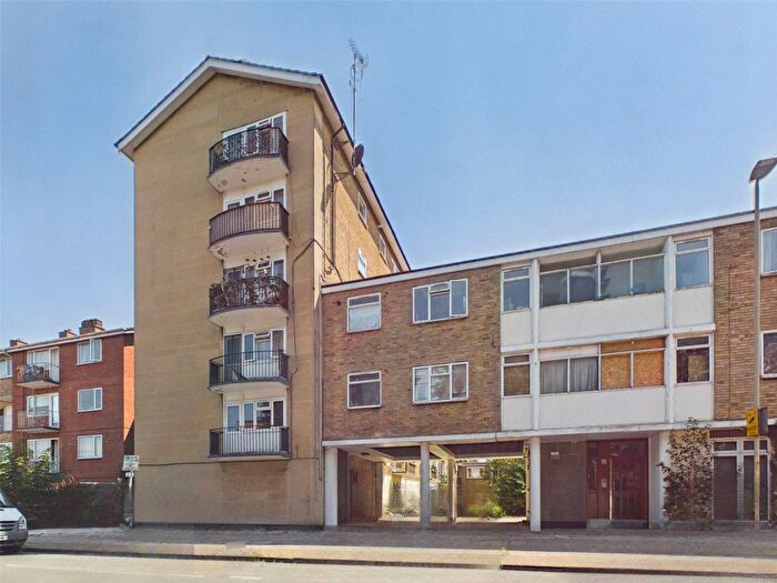 1 Bedroom Flat For Sale In Fountain Square, Gloucester, Gloucestershire, GL1