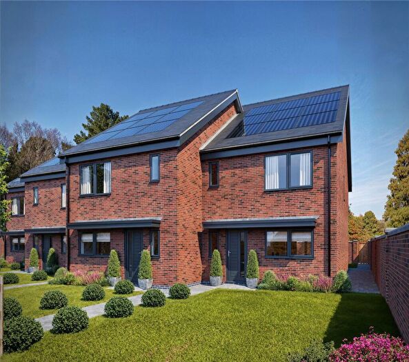 3 Bedroom Semi-Detached House For Sale In The Green, Cheapside, DN37