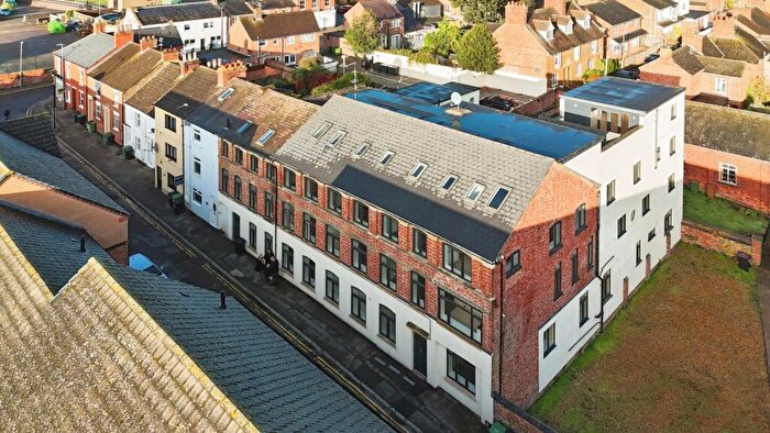 1 Bedroom Flat To Rent In Herriotts Lane, Wellingborough, Northamptonshire, NN8