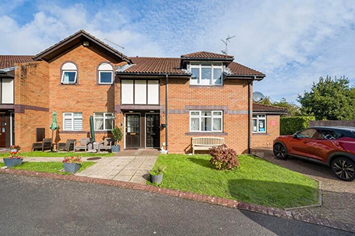 2 Bedroom Flat For Sale In Cyncoed Avenue, Clarendon Cyncoed Avenue, CF23