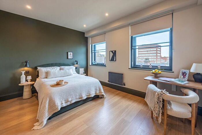 1 Bedroom Apartment To Rent In West Street, Sheffield, S1