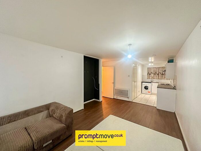 1 Bedroom Property To Rent In Downs Road, Luton, LU1