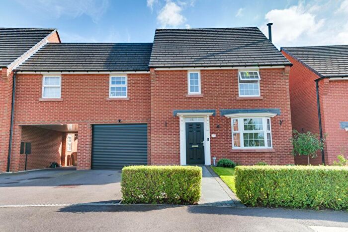 5 Bedroom Semi-Detached House For Sale In Blue Cedar Way, Somerford, CW12