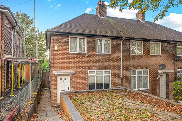2 Bedroom Semi-Detached House For Sale In Woodmeadow Road, Birmingham, B30