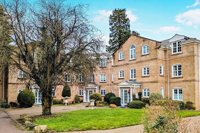 2 Bedroom Apartment For Sale In Chestnut Grove, Great Stukeley, PE28