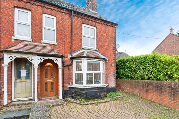 4 Bedroom Semi-Detached House For Sale In Queens Road, Fakenham, NR21