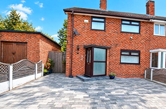 3 Bedroom End Of Terrace House For Sale In Gainsborough Road, Upton, Wirral, CH49