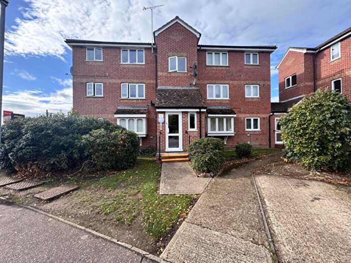 Studio For Sale In Lesney Gardens, Rochford, SS4