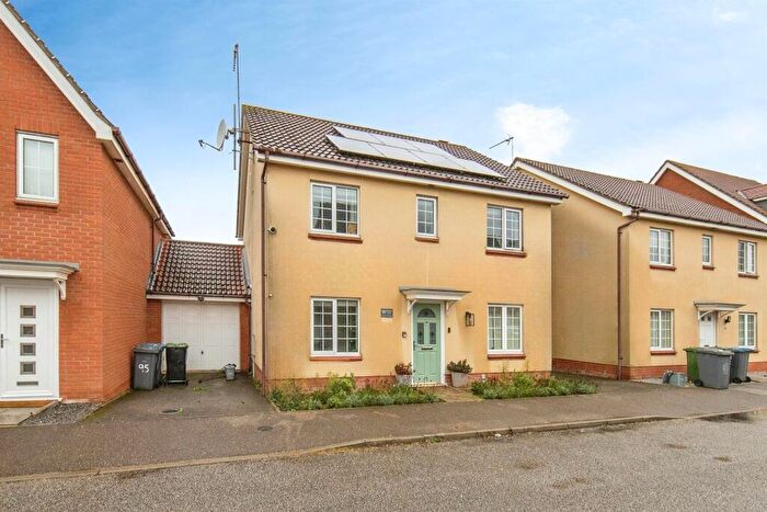 4 Bedroom Detached House For Sale In Spindler Close, Kesgrave, Ipswich, IP5