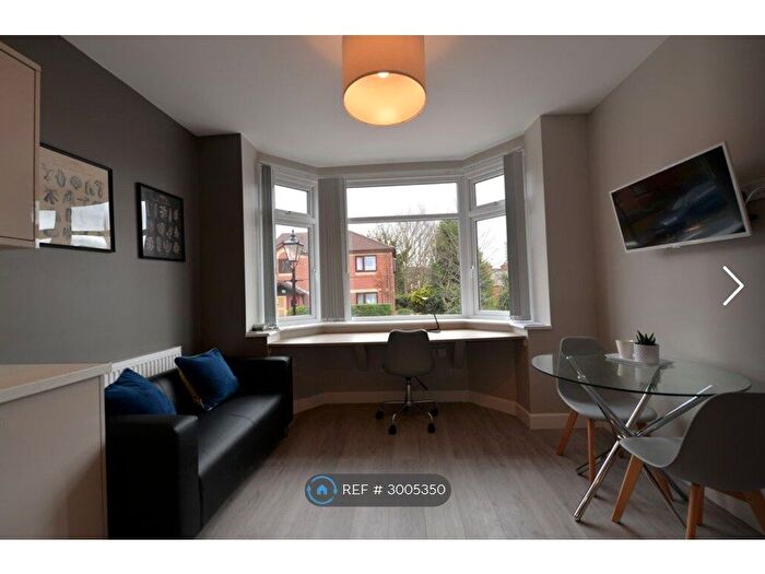 1 Bedroom Flat To Rent In Coventry, Coventry, CV1