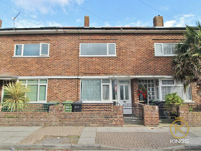 3 Bedroom Terraced House To Rent In Bath Road, Southsea, PO4