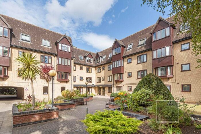 1 Bedroom Flat For Sale In Cavendish Court, Norwich, NR1