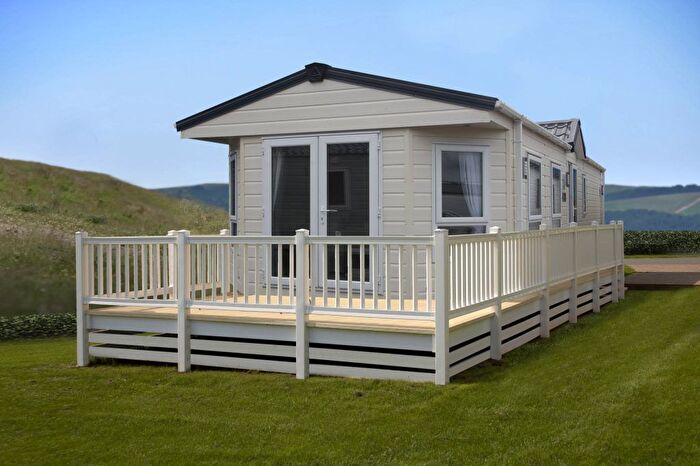 2 Bedroom Mobile/park Home For Sale In Vicarage Lane, Long Sutton, Spalding, PE12
