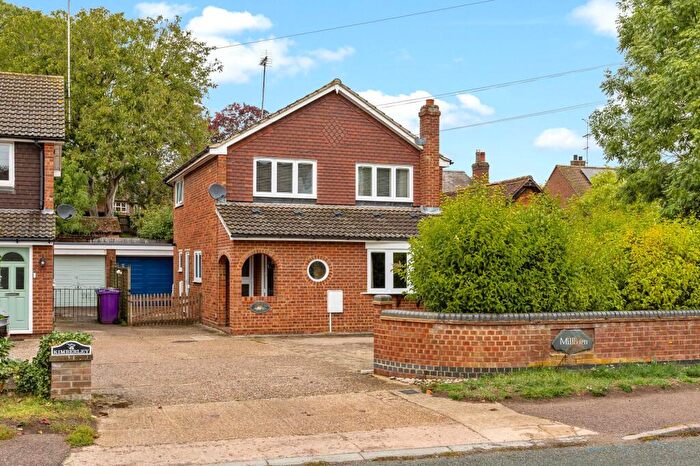 3 Bedroom Detached House For Sale In Stevenage Road, Little Wymondley, SG4