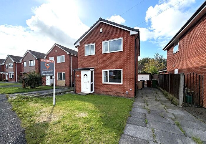 3 Bedroom Detached House For Sale In Quakerfields, Westhoughton, Bolton, BL5