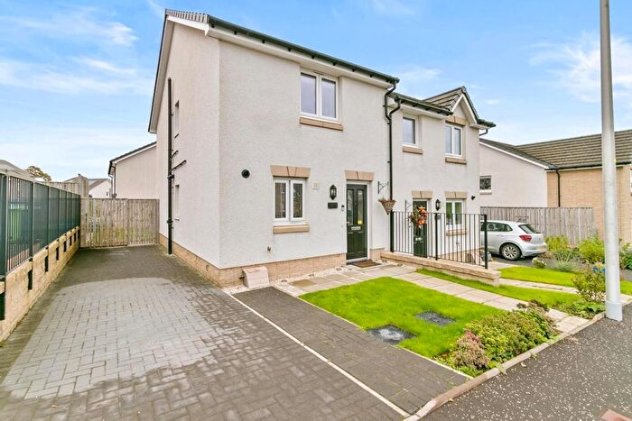 2 Bedroom Semi-Detached House For Sale In Basalt Way, Barrhead, G78