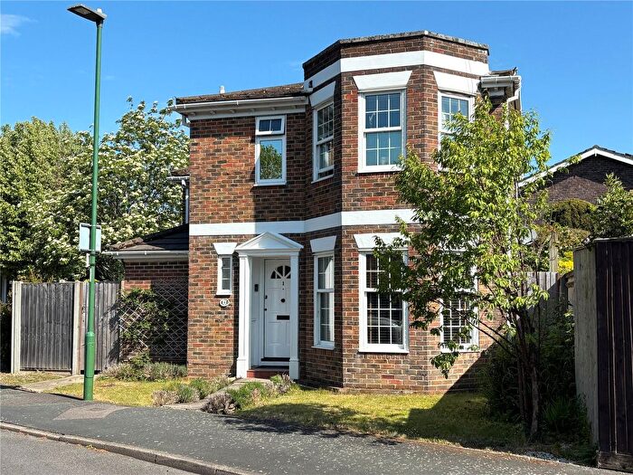 3 Bedroom Detached House For Sale In Heathfield Green, Midhurst, West Sussex, GU29