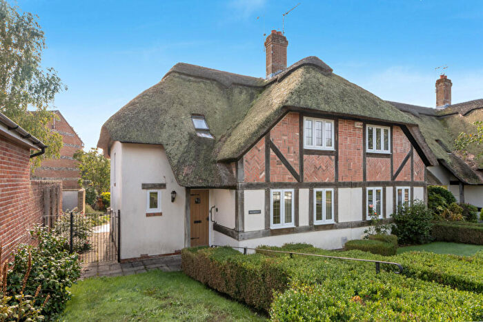 3 Bedroom End Of Terrace House For Sale In St. Andrews View, Shaftesbury, SP7