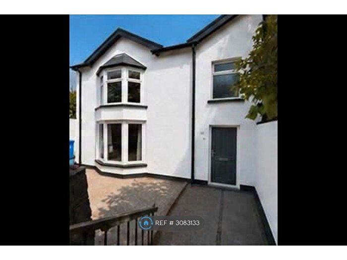 3 Bedroom Semi-Detached House To Rent In Fairfield Avenue, Rhyl, LL18