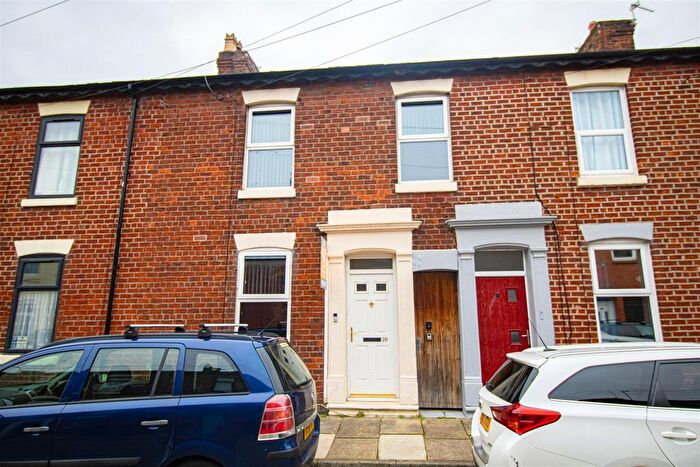 3 Bedroom Terraced House For Sale In Henderson Street, Preston, PR1