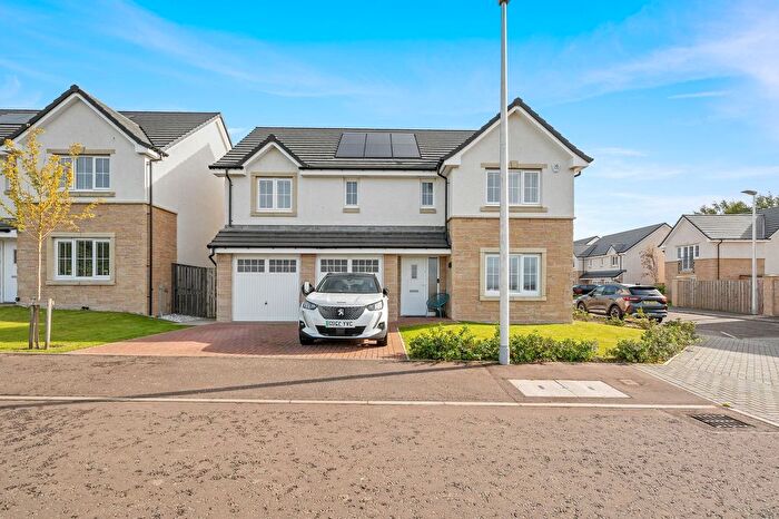 4 Bedroom Detached House For Sale In Bracken Road, Dunfermline, KY11