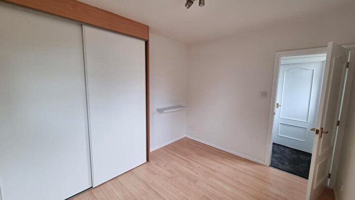 3 Bedroom Flat To Rent In Springhill Road, Aberdeen, AB16