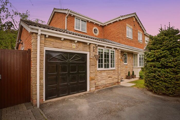 4 Bedroom Detached House For Sale In Meadowcroft Road, Outwood, Wakefield, WF1