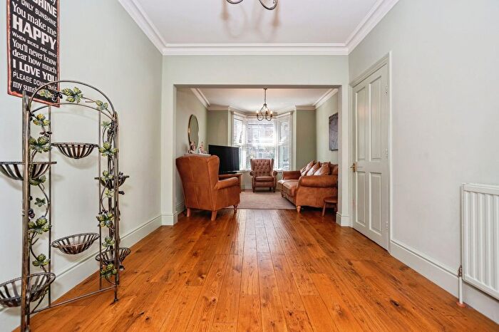 3 Bedroom Terraced House For Sale In Cross Lane East, Gravesend, Kent, DA12