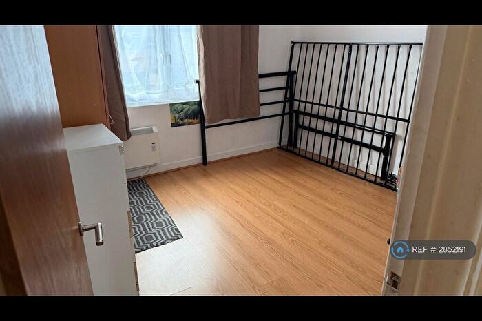 2 Bedroom Flat To Rent In Craven Park Road, London, NW10