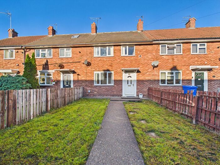 2 Bedroom Terraced House For Sale In Waveney Road, Hull, HU8