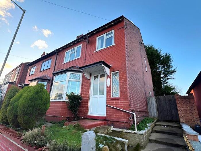 3 Bedroom Semi-Detached House For Sale In Bean Leach Road, SK7