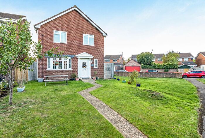 4 Bedroom Detached House For Sale In Rectory Close, Yate, South Gloucestershire, BS37