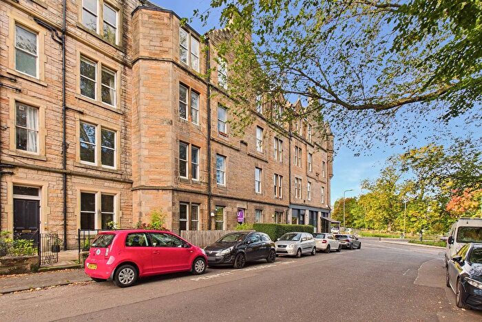 2 Bedroom Flat For Sale In Marchmont Crescent, Edinburgh, EH9