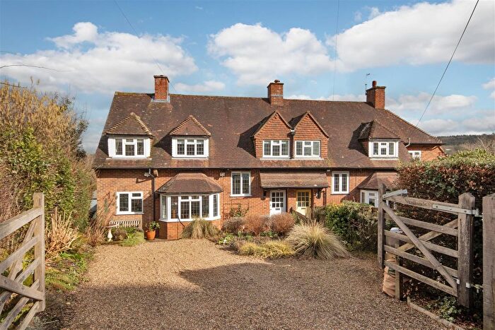 3 Bedroom Semi-Detached House For Sale In French Street, Westerham, TN16
