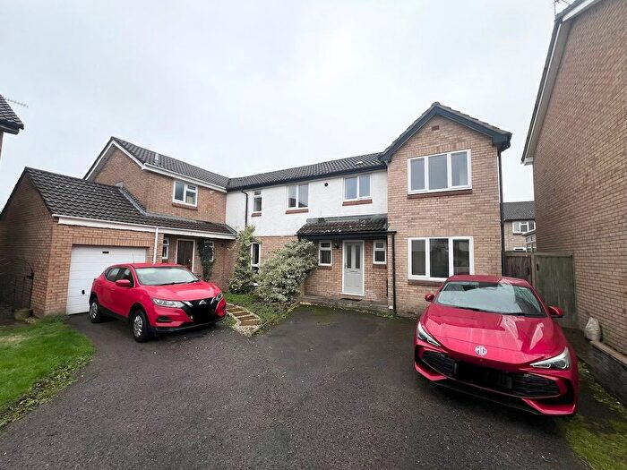 4 Bedroom Semi-Detached House To Rent In Lamord Gate, Bristol, BS34