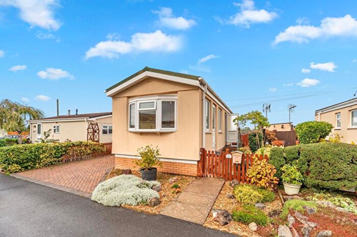 1 Bedroom Mobile Home For Sale In Charlton Common, Bristol, BS10