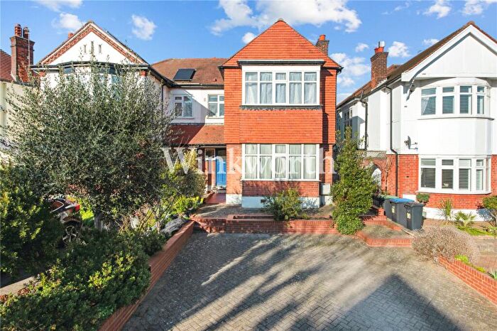 5 Bedroom Semi-Detached House For Sale In Fox Lane, London, N13