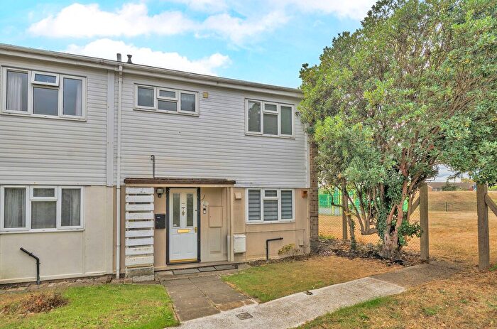 3 Bedroom End Of Terrace House For Sale In Guildford, Surrey, GU1