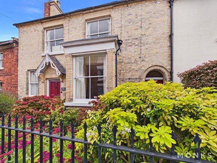 4 Bedroom Town House For Sale In Noble Street, Wem, Shrewsbury, SY4