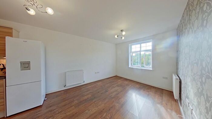 2 Bedroom Apartment For Sale In Rhodes Court, Jefferson Place, BR2
