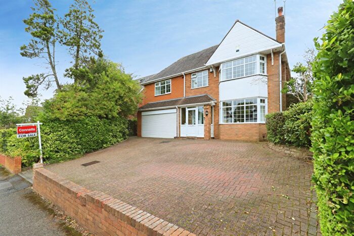 4 Bedroom Detached House For Sale In Mount Road, Penn, Wolverhampton, WV4
