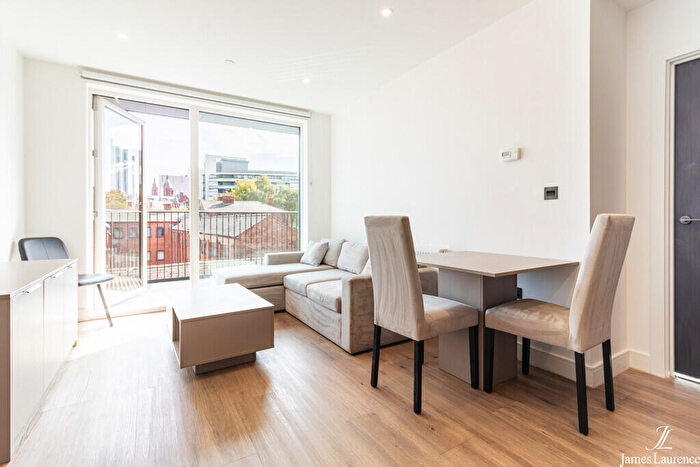 1 Bedroom Apartment For Sale In The Barker, Snow Hill Wharf, Shadwell Street, B4