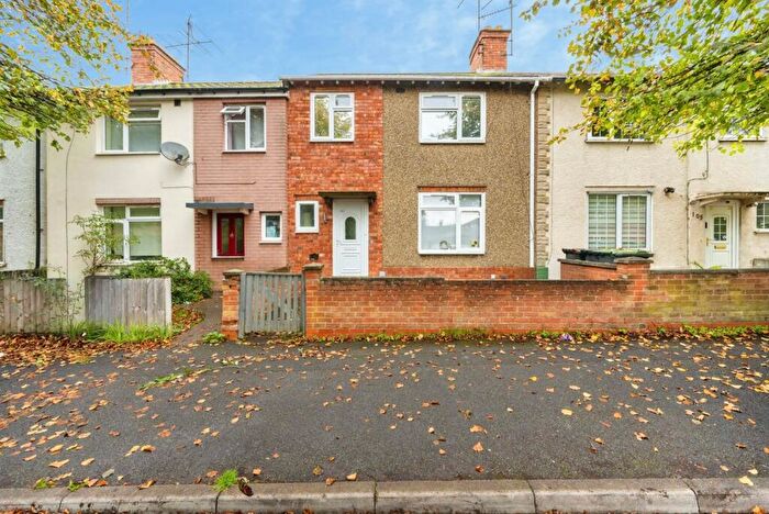 3 Bedroom Terraced House For Sale In Trafford Road, Rushden, Northamptonshire, NN10