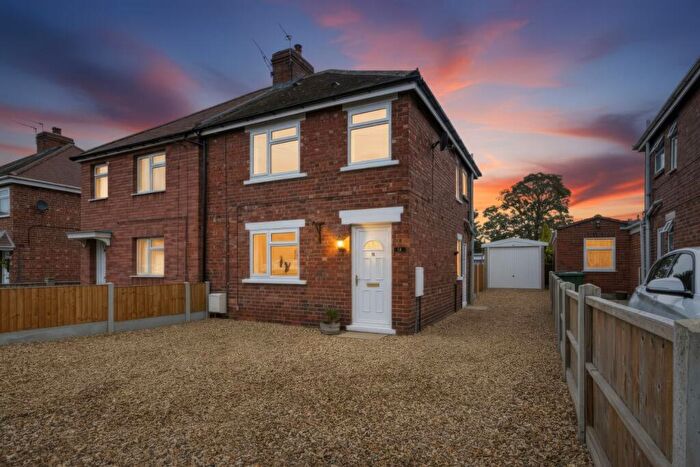 3 Bedroom Semi-Detached House For Sale In Buttle Lane, Snaith, Goole, Yorkshire, DN14