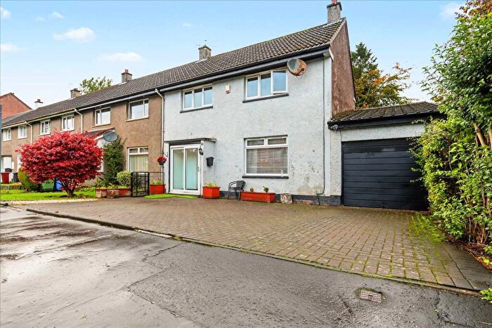 3 Bedroom End Of Terrace House For Sale In Kelso Drive, East Mains, Glasgow, G74