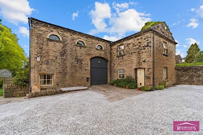 4 Bedroom Barn Conversion For Sale In Oakes Road South, Huddersfield, West Yorkshire, HD3