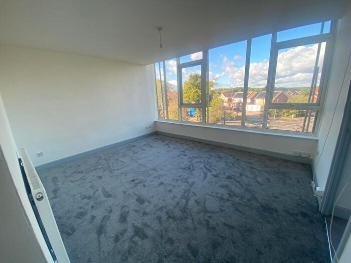 1 Bedroom Flat To Rent In Quorn House, Browns Green, Birmingham, B20