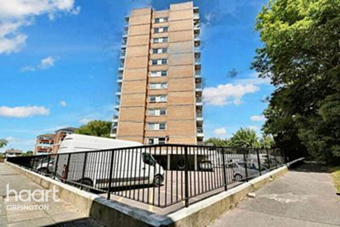 1 Bedroom Flat For Sale In Westwell Close, Orpington, BR5