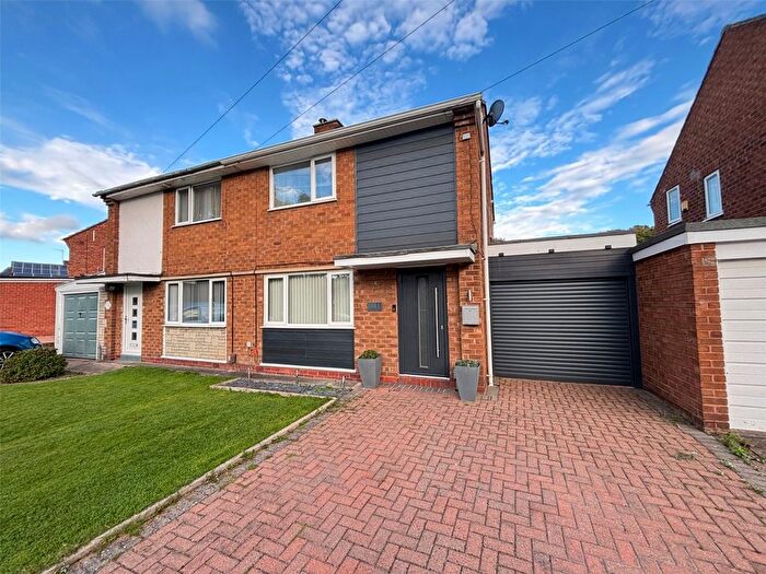 3 Bedroom Semi-Detached House For Sale In Orchard Close, Ketley, Telford, Shropshire, TF1